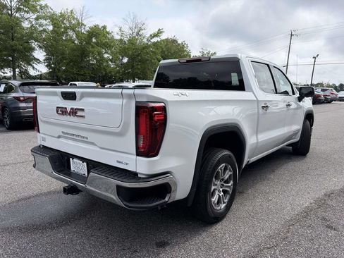 Used 2025 GMC Sierra 1500 SLT AWD/4WD image 3