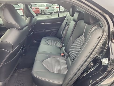 Used 2022 Toyota Camry SE w/ Audio Upgrade Package FWD image 33