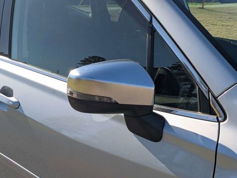 Used 2022 Subaru Forester Touring image 12