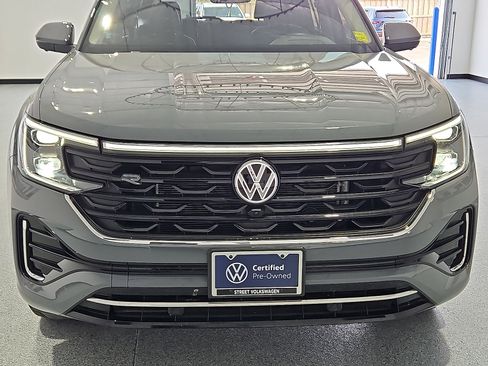 Used 2025 Volkswagen Atlas SEL Premium R-Line AWD/4WD image 10
