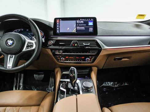 Certified 2023 BMW 540i w/ M Sport Package image 13