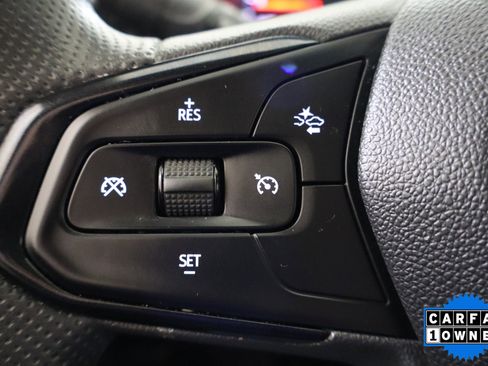 Certified 2025 Chevrolet Trax LS image 28