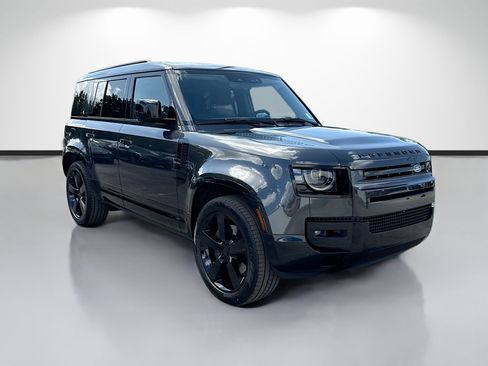 New 2026 Land Rover Defender 110 X-Dynamic SE AWD/4WD image 7
