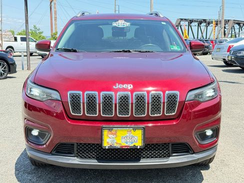 Used 2019 Jeep Cherokee Latitude Plus w/ Comfort/Convenience Group AWD/4WD image 94
