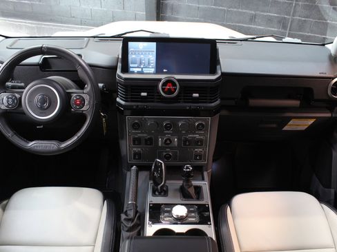 Used 2024 INEOS Grenadier AWD/4WD image 37