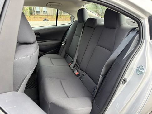 Used 2025 Toyota Corolla LE FWD image 19