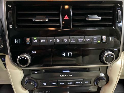 Used 2023 Lexus GX 460 Premium image 19