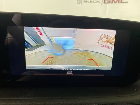 Used 2024 Buick Encore GX Preferred FWD image 17