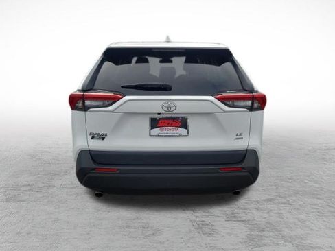 Certified 2023 Toyota RAV4 LE AWD/4WD image 6