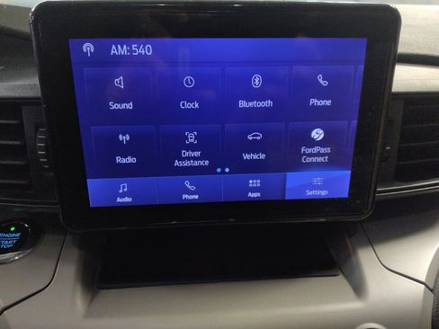 Used 2020 Ford Explorer XLT image 25