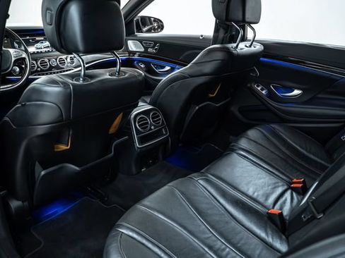 Used 2014 Mercedes-Benz S 550 Sedan image 20