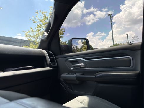 Used 2021 RAM 1500 Big Horn AWD/4WD image 18