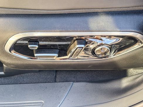 Used 2024 Jeep Wagoneer Launch Edition image 19