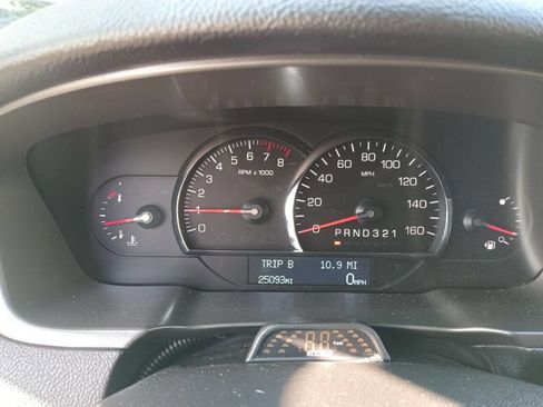 Used 2011 Cadillac DTS Limousine image 14