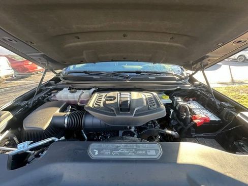 Used 2024 Jeep Wagoneer L Series II w/ Premium Group I image 15