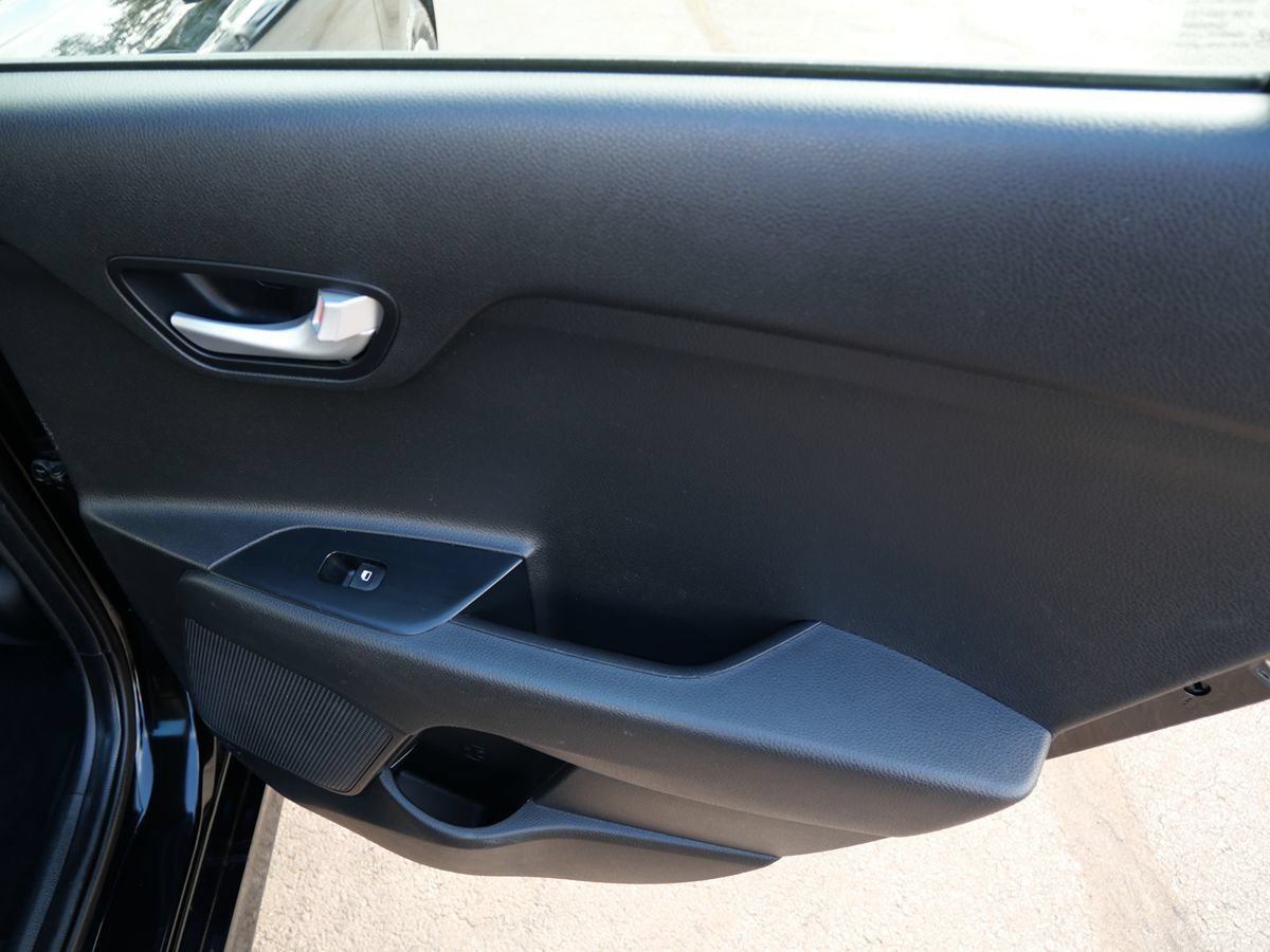 Used 2020 Kia Rio S FWD image 29