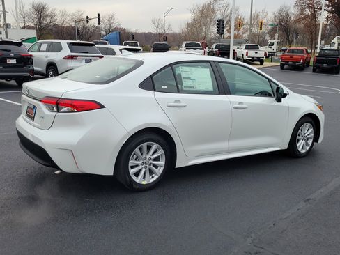 New 2026 Toyota Corolla LE image 5