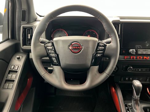 New 2026 Nissan Frontier PRO-4X w/ Pro-4x Convenience Package image 12