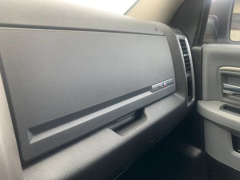 Used 2019 RAM 1500 Lone Star RWD image 30