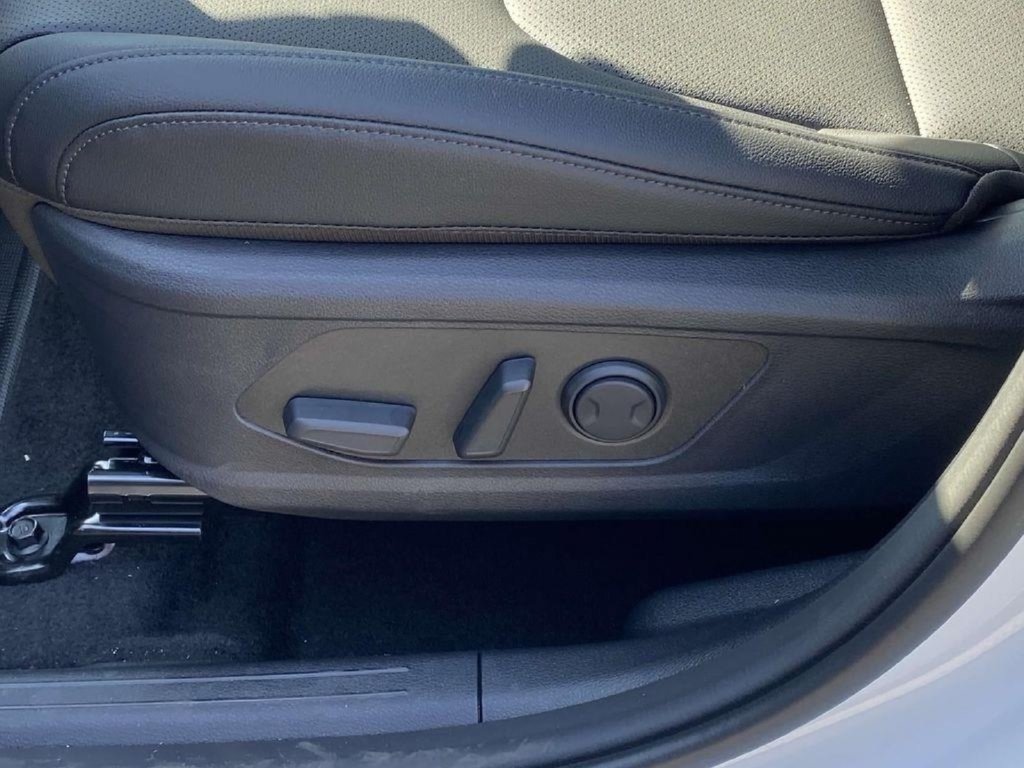 New 2025 Kia Sportage EX AWD/4WD image 12