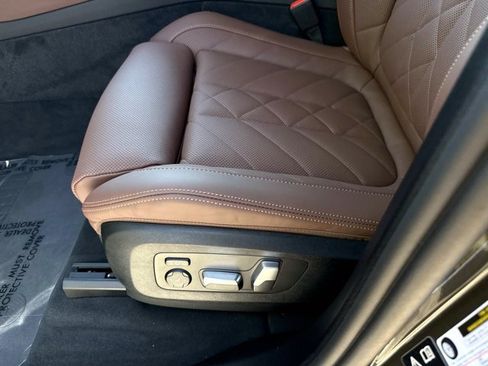 New 2026 BMW X5 xDrive40i w/ M Sport Package AWD/4WD image 20