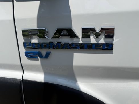Used 2024 RAM ProMaster 3500 w/ Delivery Van Package image 33