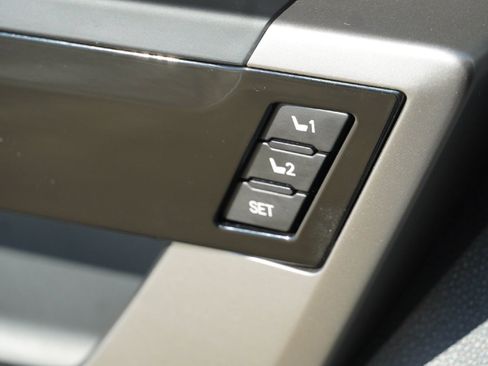 Used 2024 Toyota Tundra Limited image 22