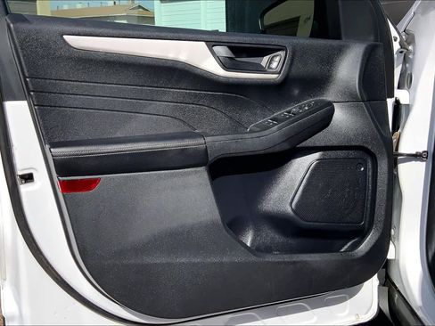 Certified 2021 Ford Escape S image 21