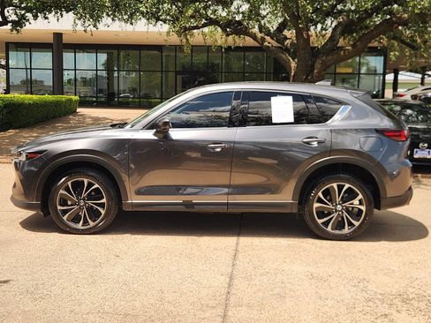 Used 2023 MAZDA CX-5 AWD 2.5 S w/ Premium Plus Pkg image 4
