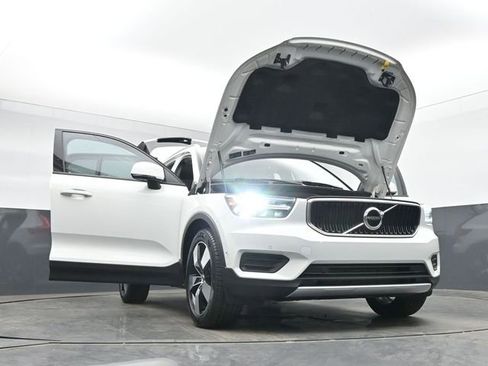 Used 2019 Volvo XC40 T5 Momentum AWD/4WD image 53