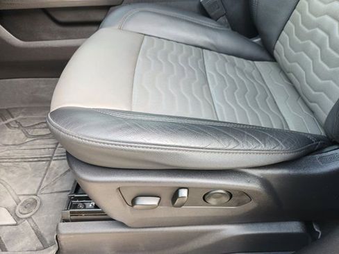 Used 2024 Chevrolet Silverado 1500 ZR2 image 26