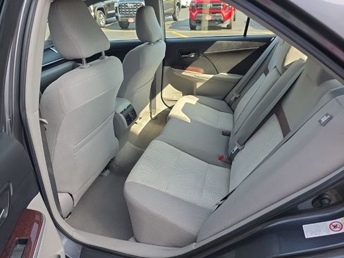 Used 2013 Toyota Camry XLE w/ Convenience Pkg FWD image 12
