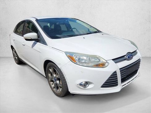 Used 2013 Ford Focus SE FWD image 3