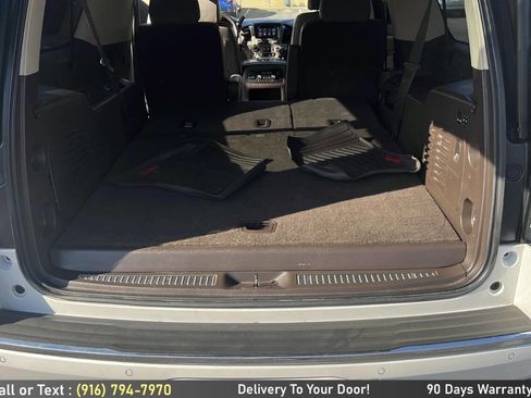 Used 2017 GMC Yukon XL Denali w/ Open Road Package image 28