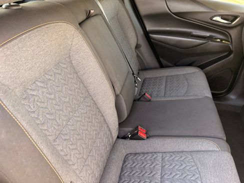 Used 2023 Chevrolet Equinox LT FWD image 12