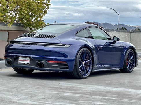 Used 2024 Porsche 911 Carrera 4S image 8