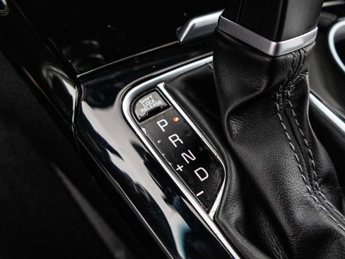 Used 2019 Kia Stinger RWD image 38