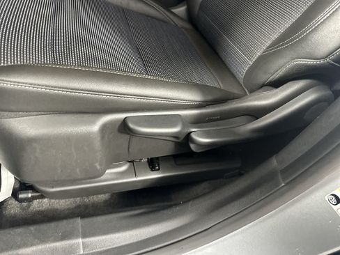 Used 2025 Buick Envista Preferred FWD image 13