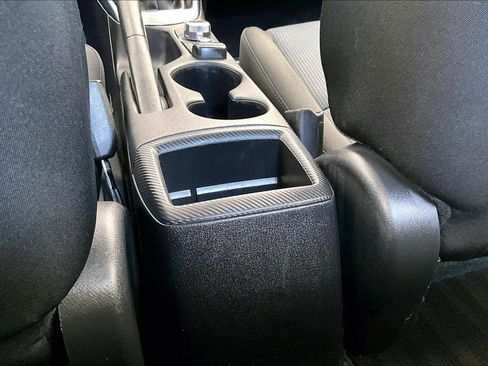 Used 2018 Toyota Yaris iA image 10