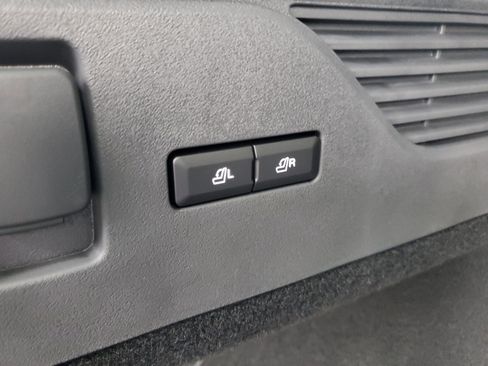 New 2026 Lincoln Nautilus Reserve image 31