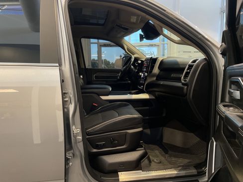 Used 2020 RAM 3500 Laramie image 35