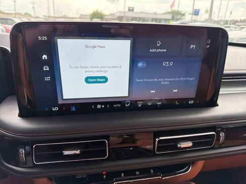 Used 2025 Lincoln Aviator Black Label AWD/4WD image 23