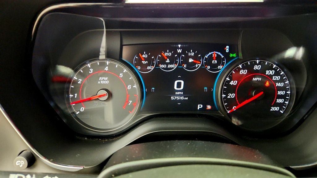 Used 2017 Chevrolet Camaro SS RWD image 13