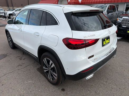 Used 2025 Mercedes-Benz GLA 250 4MATIC image 4
