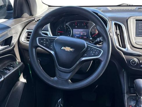 Used 2022 Chevrolet Equinox LT AWD/4WD image 15