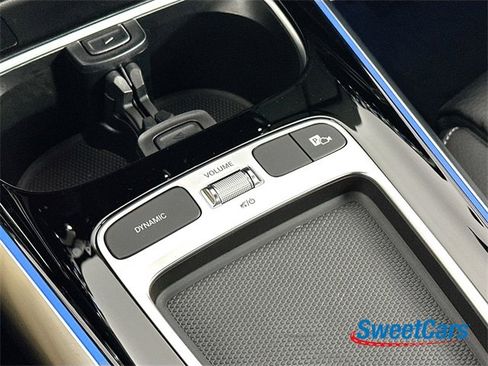 Used 2024 Mercedes-Benz GLA 35 AMG 4MATIC image 29