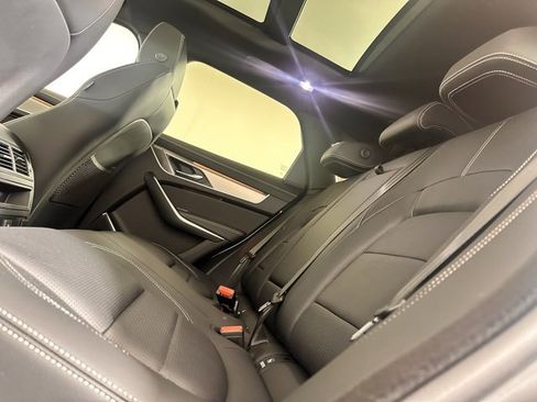 New 2026 Jaguar F-PACE R-Dynamic S image 18