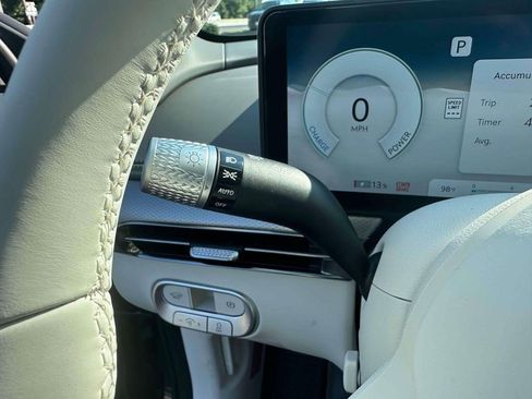 New 2024 Genesis GV60 Advanced w/ Cargo Package image 8