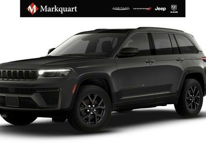 New 2026 Jeep Grand Cherokee Altitude