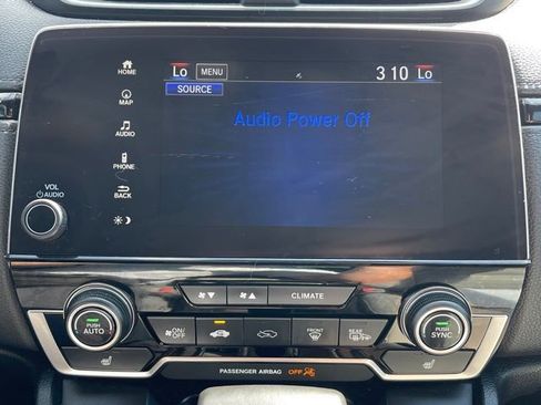 Used 2017 Honda CR-V Touring image 11